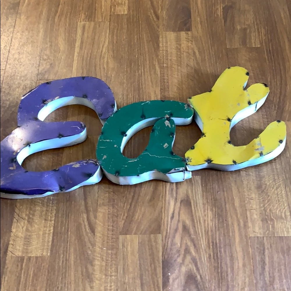 Wall decor